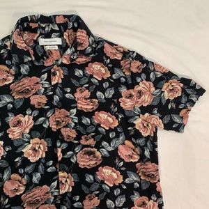 Men’s UO floral button up